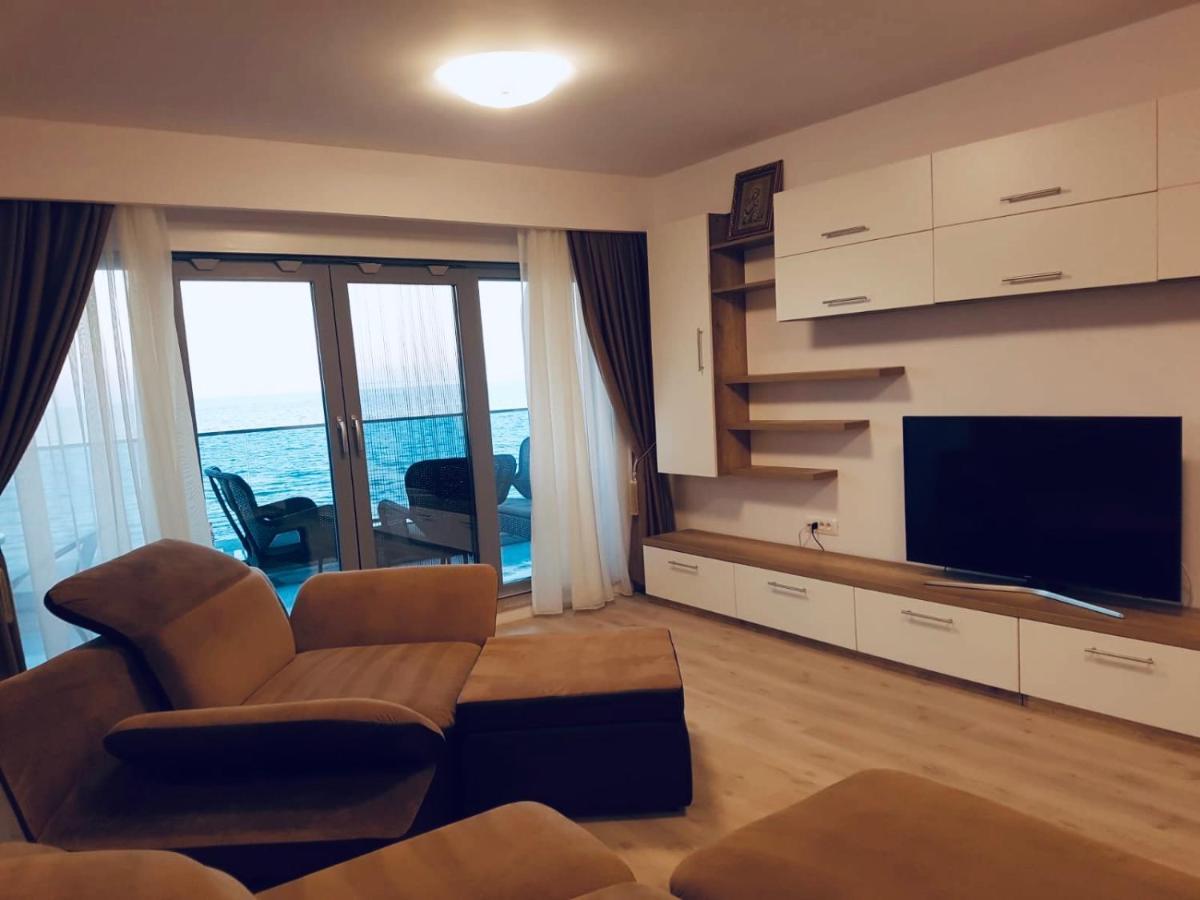 Wave 2 Mamaia Prima Linie Vedere La Mare 120Mp นาโวดาริ ภายนอก รูปภาพ